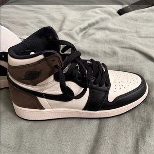 Nike Air Jordan 1 mocha